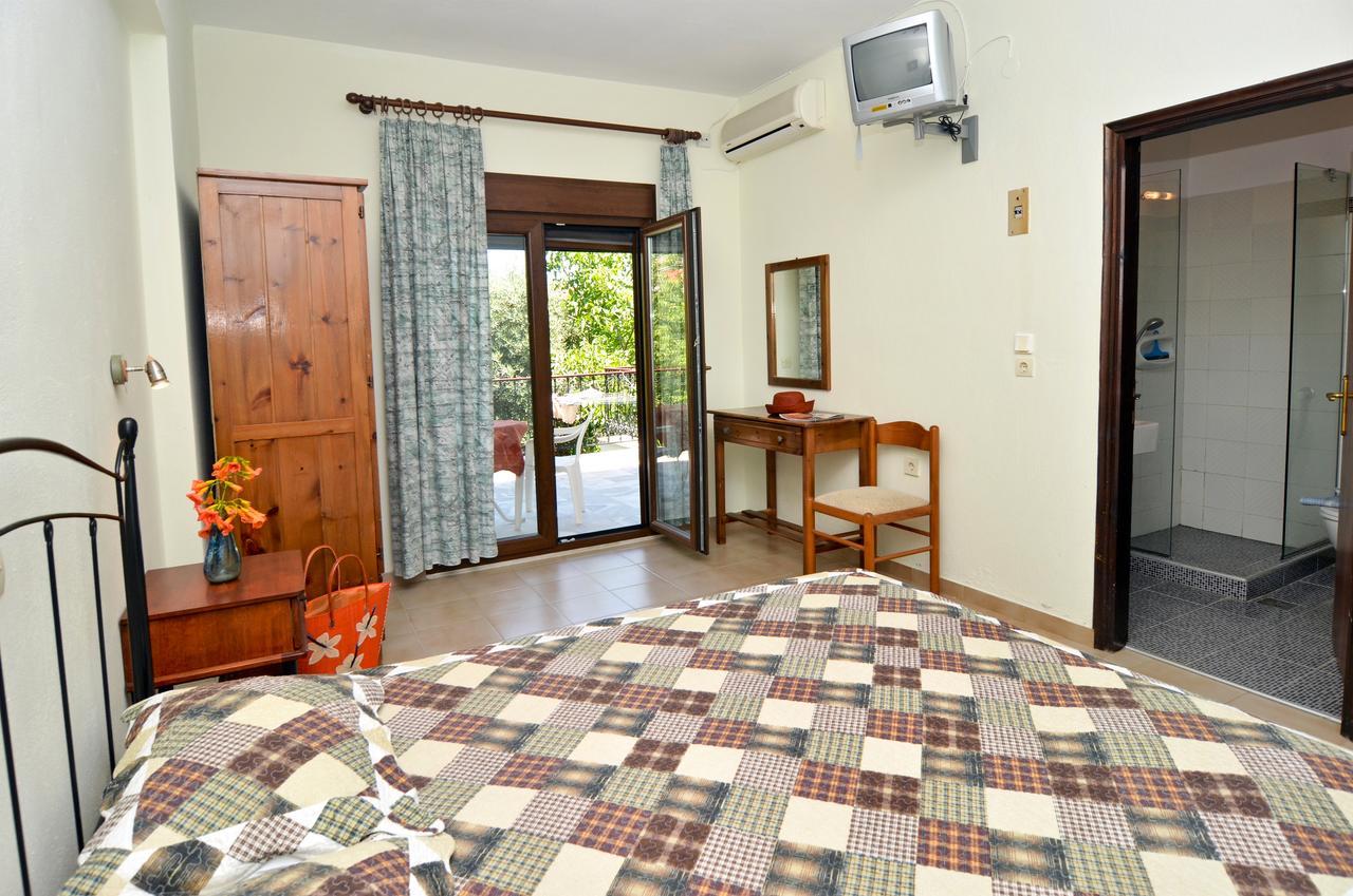 Pension Aldebaran Potos Exterior foto